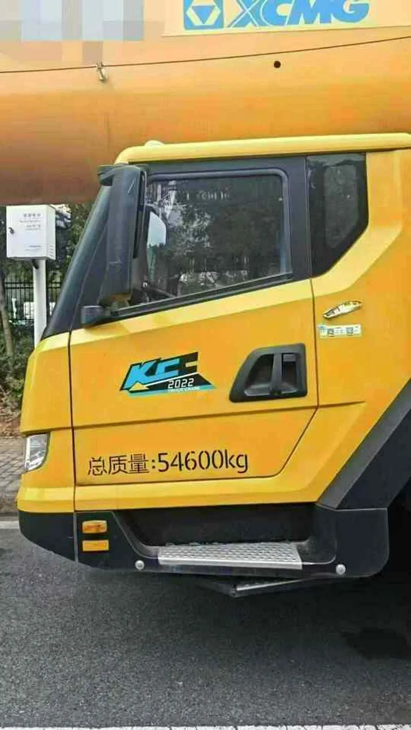 【江西】22年9月徐工100K7C，全工况，39吨配重，75米主臂，带四块铁板，7吨小勾，50吨大钩（锚钩和单钩都有）四节副臂，鹅头架，副卷扬，带臂头监控，卷扬