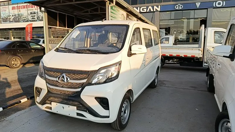 长安商用汽车～乌兹塔什干皮卡车、单双排货车、面包车销售