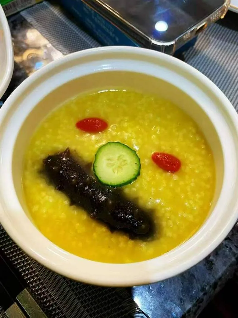 求职 中餐厨师 会做川湘菜，麻辣香锅，重庆火锅，江浙菜，粤菜，东北菜会做烧烤，兰州拉面，需要招聘厨师老板，加我微信 cytg666 雇主联系我