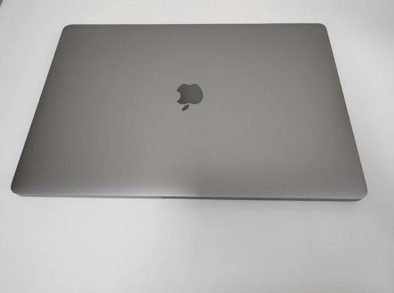 MacBookPro i9显卡 512+32G 可支持双系统 带指纹解锁 上课办公特别便利 便宜出