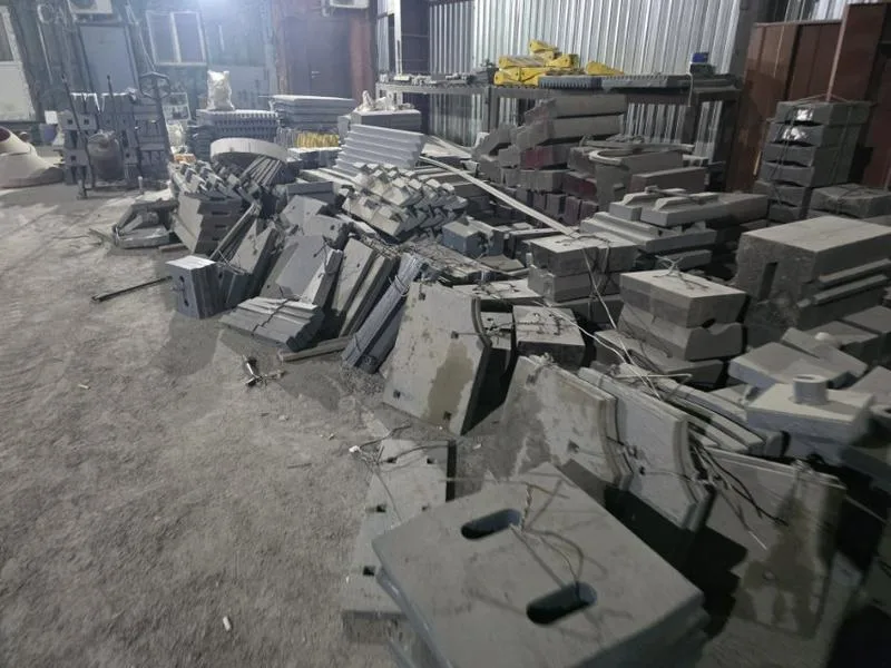 吉尔吉斯斯坦比什凯克铸造厂，生产高锰钢高铬钢板锤衬板锤头斗齿，