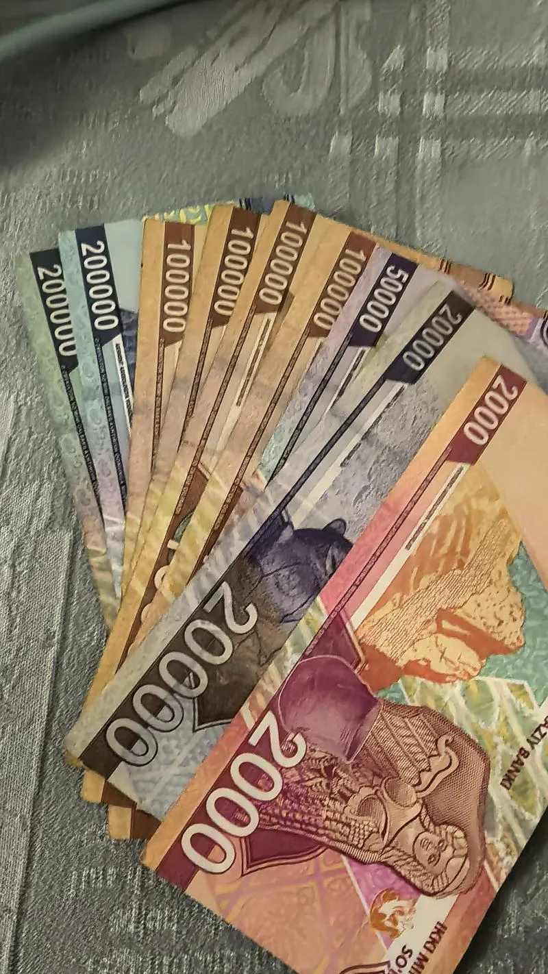 求购：二手SUV车辆 或者皮卡车，价格在1.5万美元左右  （ 塔什干城区 ）