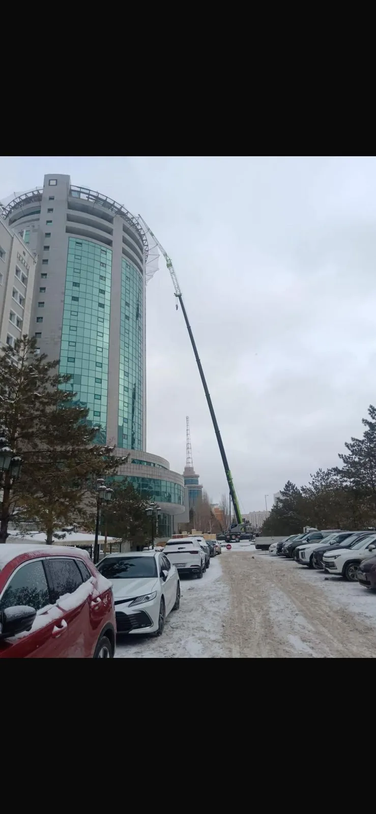 需要租赁 吊车 还有自卸板车 随车吊 钻机的老板可以联系 价格合理