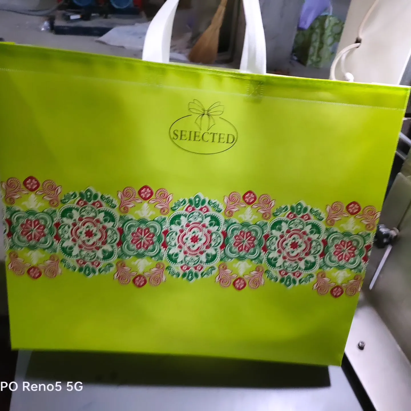 本厂主要生产包装