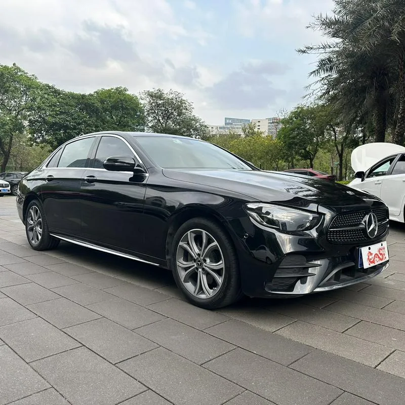 明盘14.8万  21年奔驰E300L 2.0T运动大标豪华版   无钥匙进入 一键启动 多功能方向盘 柏林之声  换挡拨片 全景双天窗 液晶大连屏 360倒车