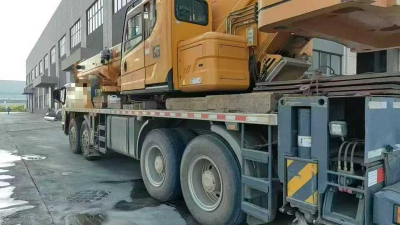 20年5月徐工55kC,个人一手车，10.5吨配重，44.5大臂，带强险，审车明年5月,安徽户，48万
