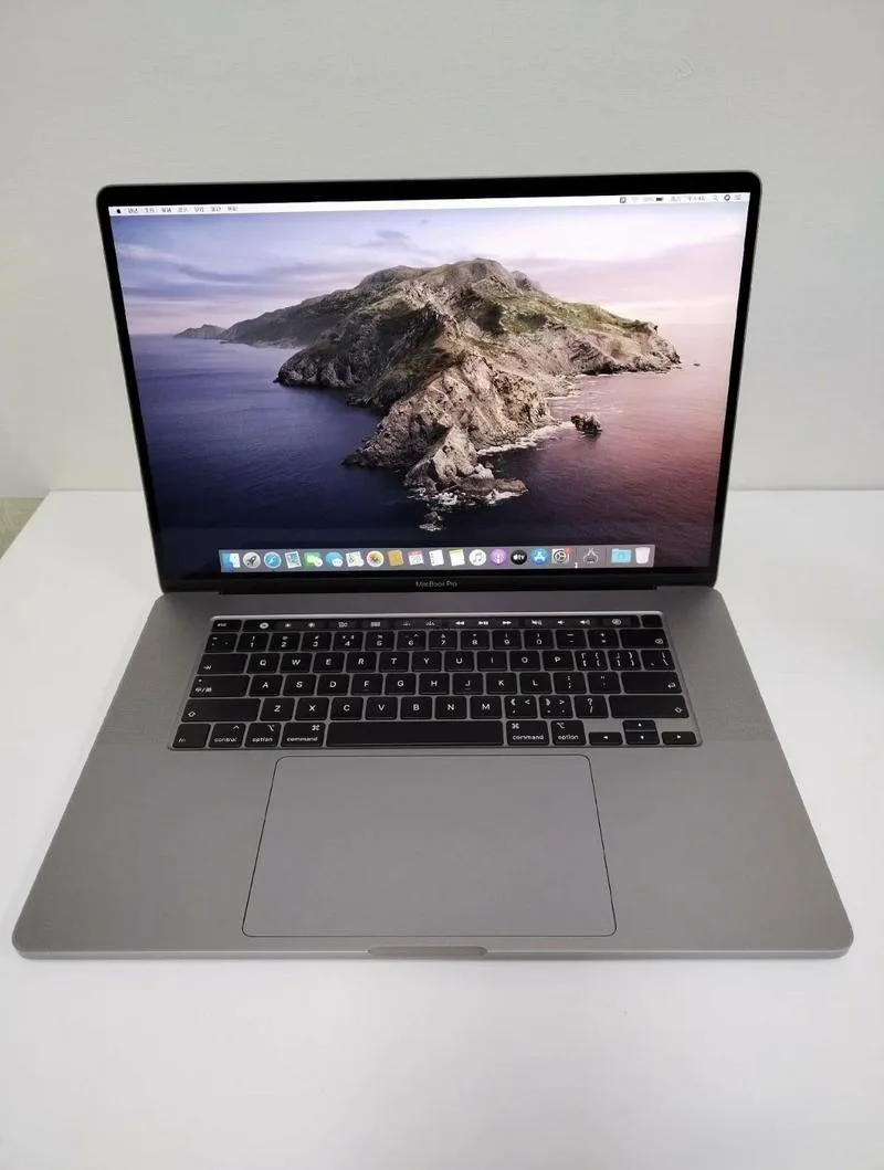 MacBookPro i9显卡 512+32G 可支持双系统 带指纹解锁 上课办公特别便利 便宜出