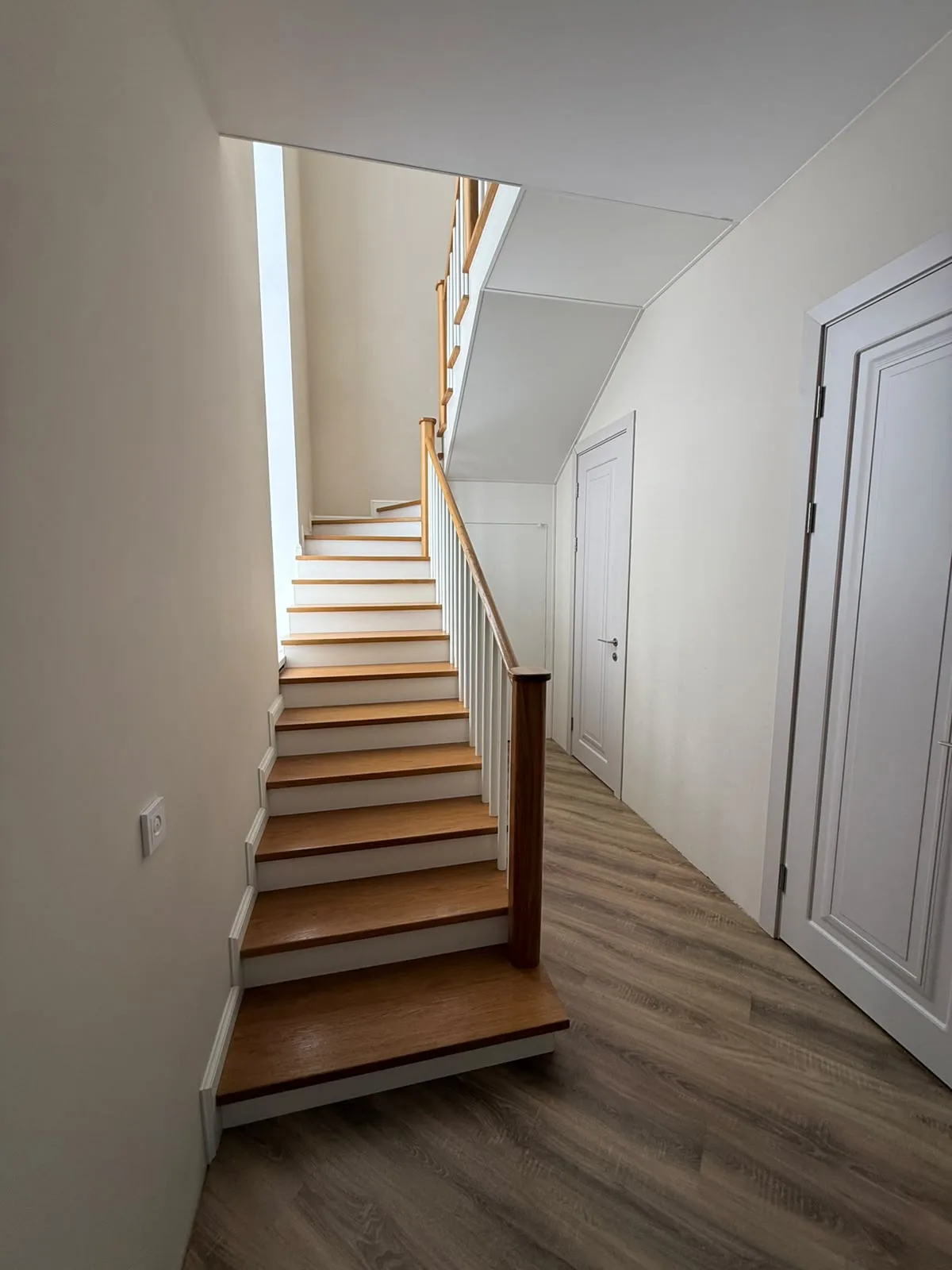 🏡 陶萨玛雷（Tausamaly）一线优质房源出租    Аренда дома в Таусамале