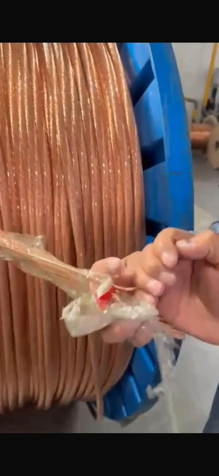 哈萨克斯坦阿拉木图铜缆出售 ，都是 99.%纯铜，有需要的联系最好是自己有熔炉厂的